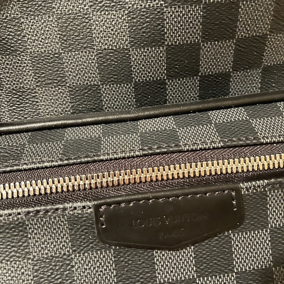 Louis Vuitton Damier Graphite Josh Backpack - Picture 3 of 11